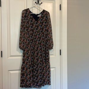 LOFT long sleeved floral midi dress size 6 NWOT